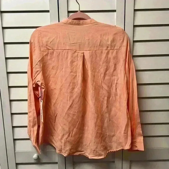 Haute Monde Long Sleeve Button Up Top Peach Size Medium NWT - Picture 6 of 6